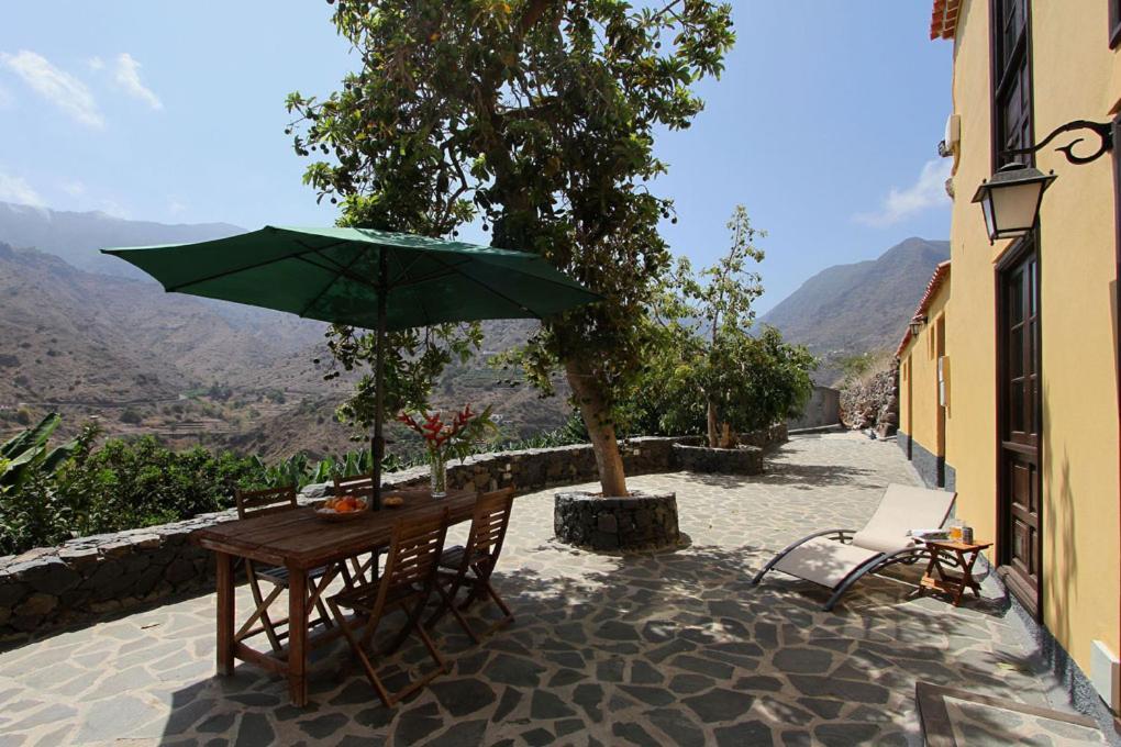 Casa Rural Los Aromos - Wunderschones Landhaus Mit Meerblick Hermigua Luaran gambar