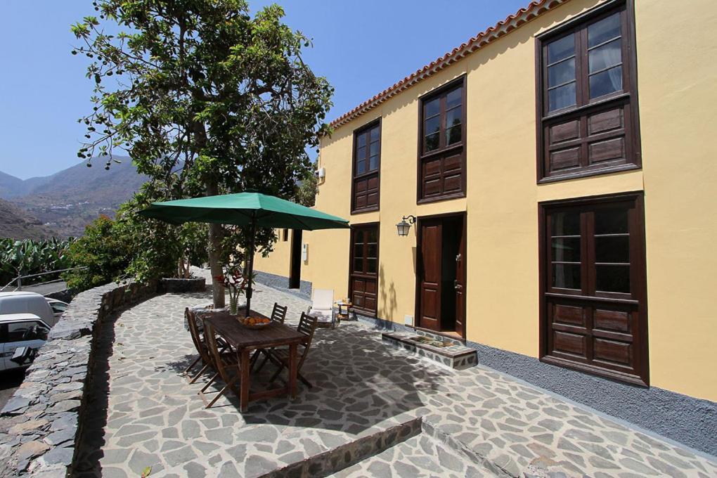 Casa Rural Los Aromos - Wunderschones Landhaus Mit Meerblick Hermigua Luaran gambar
